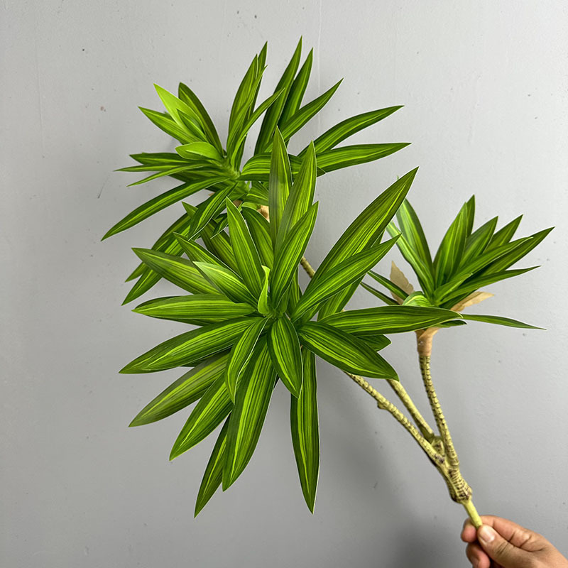 Snake Plant - シミュレートされた緑の植物、3つの頭を持つユリの竹、ドラセナ・サンデリアナで飾られた人工植物、家の結婚式のデスクトップ装飾用